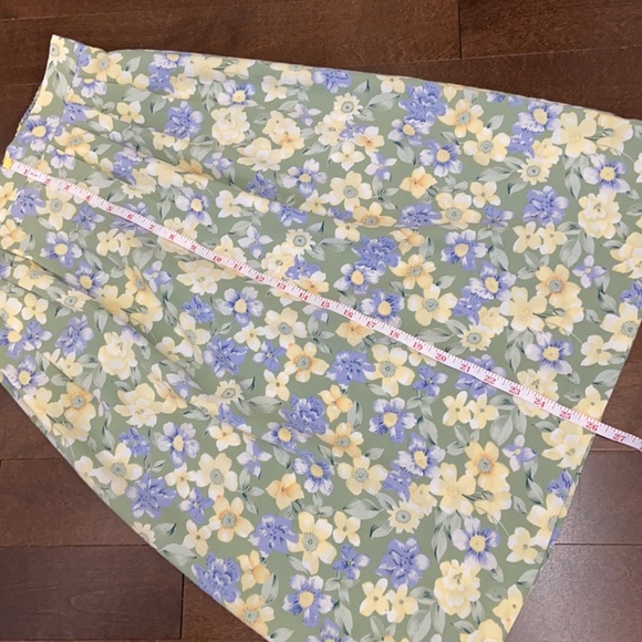 Vintage Pastel Green Floral Midi Skirt - Picture 9 of 9